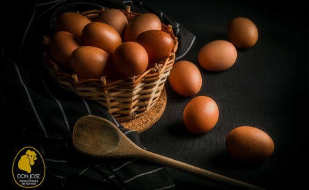 Nuestro huevos son de “ Granja Avícola Don José”